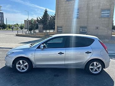 turbo.az avtomobil: Hyundai i30: 1.6 l | 2009 il Hetçbek — 4