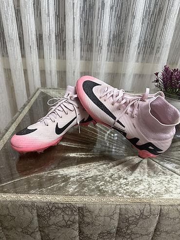 Butslar Nike, Ölçü: 41, İşlənmiş lalafo.az -da Butslar Nike, Ölçü: 41, İşlənmiş