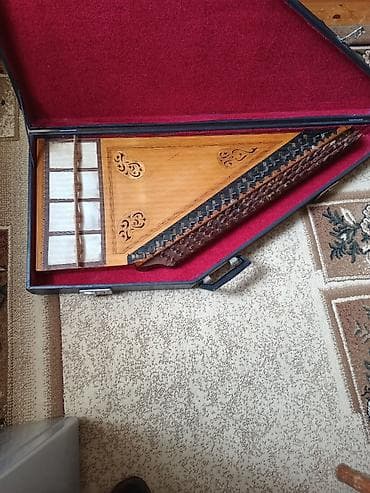 Qanun musiqi aləti (Sərt futlyarla birlikdə Ənənəvi simli-mizrablı — 4