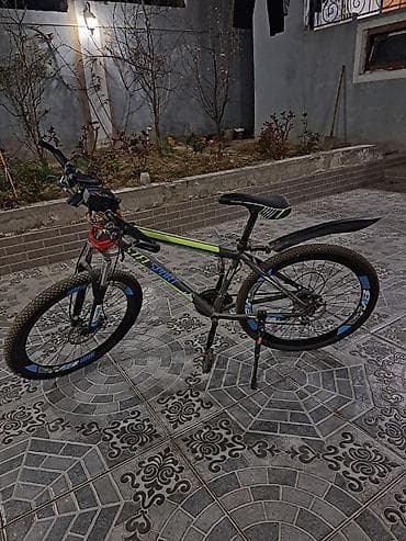 Satılır: 26-lıq velosiped (aksesuarlarla) Salam. 26-lıq velosiped