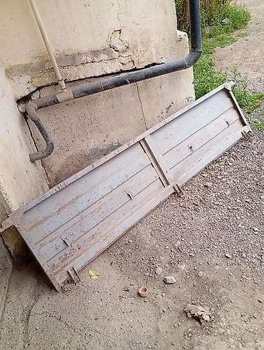 atım qurğu b: Metaldan yük maşını üçün bort (yan taxta/panel) - Material: qalın — 1