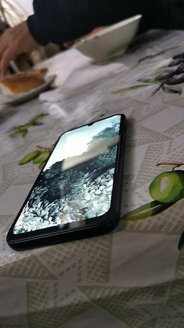 a24 ekran: Samsung Galaxy A24 4G — 2