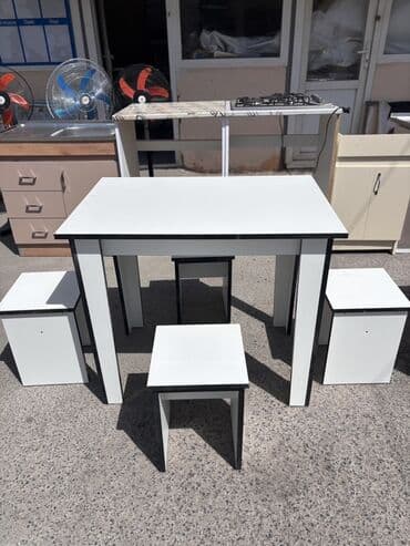стол и табуретки для кухни: Для кухни, Новый, Нераскладной, Прямоугольный стол, 4 стула — 2