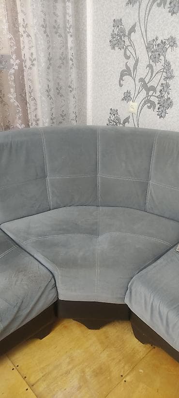 İşlənmiş, Künc divan, Divan — 5