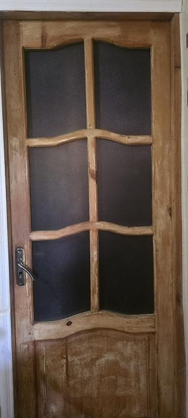 qapi taxda: Taxta interyer qapıları – şüşəli klassik dizayn Çərçivə yoxdur. Taxta — 1