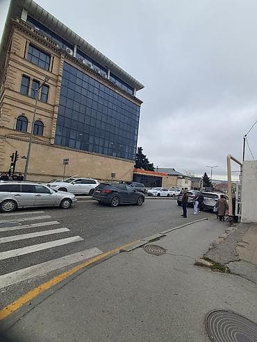 Həyət evləri və villaların satışı: Yasamal 2 otaqlı, 40 kv. m, Orta təmir — 2