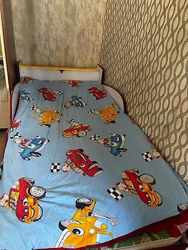 çarpayı ikinci el: İşlənmiş, Hazır, Maşın-çarpayı, Matras ilə, Siyirməsiz — 3