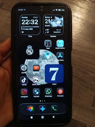 Smartfon – Android sistemli, tam ekranlı, ön kamera üçün mərkəzdə lalafo.az -da Smartfon – Android sistemli, tam ekranlı, ön kamera üçün mərkəzdə