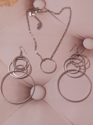 böyük bədən paltar: Satilir ucuz giymete 2 manata,boyuk beden yubka 5 manatyawil kofta — 25