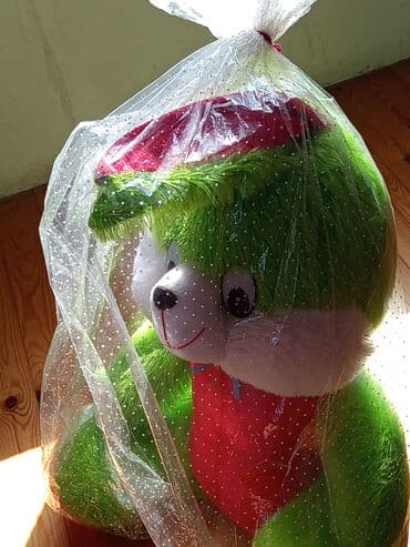 toxunma jaketler: Böyük ölçülü plyuş ayıcık - Rənglər: yaşıl və qırmızı, ağ yanaqlarla — 9