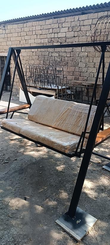 Metall konstruksiyalı yelləncək skamya - Çərçivə: qalın profilli