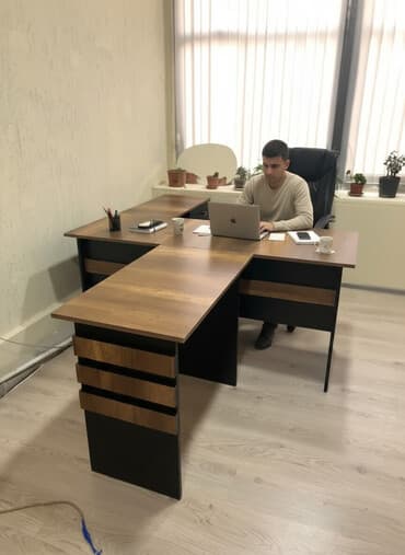 mudur stolu: ✅Stokda: 15 ədəd var ✅Yenidir! qiymət real öz qiymətidir! — 2