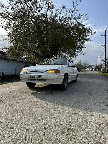 qalofqa vaz: Avtomobil: Lada Samara (VAZ 2114) hatchback, ağ rəng Kuzov: 5 qapılı — 9