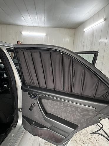 mercedes e class: Mercedes-Benz C-klass (W202) sedan - Kuzov rəngi: gümüşü - Salon — 2