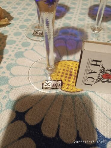 bagema qab: Qədəhlər, rəng - Göy, Şüşə, Çexiya — 3