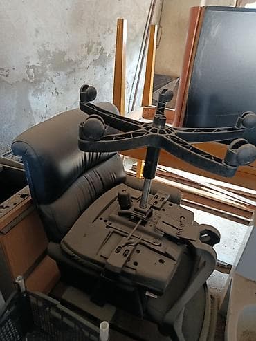 Ofis mebeli dəsti – kompüter masası, arakəsməli iş yerləri və ofis — 3