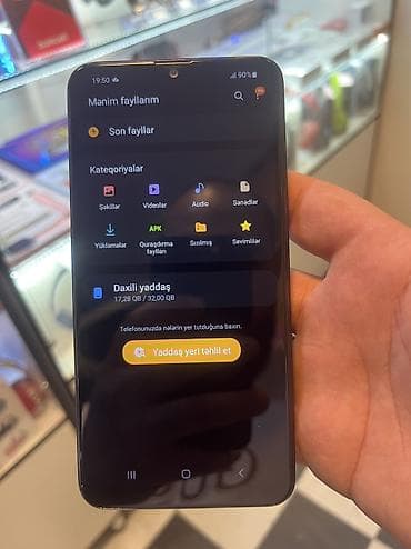 macbook barter: Samsung Galaxy A10s, 32 GB, rəng - Qara, Zəmanət, Barmaq izi, İki sim kartlı — 4