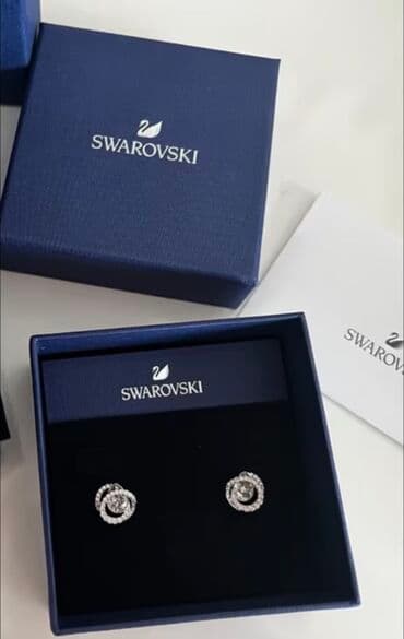 1 qram qizilin qiymeti: Dəstə daxildir: Sırğa, Swarovski — 1