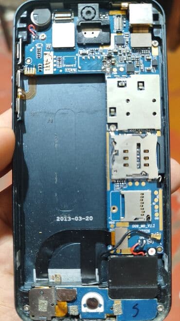 instpower pul qazanmaq: IPhone 5, 32 GB, Qara, Qırıq — 7