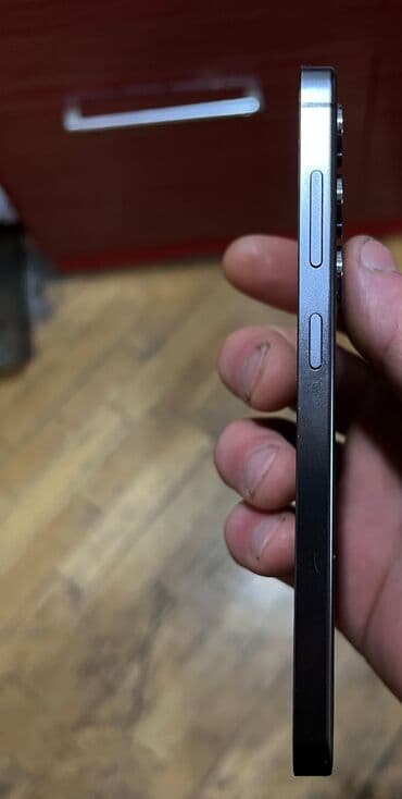 Alfa Romeo: Samsung Galaxy S23, 256 GB, rəng - Qara, Simsiz şarj — 5