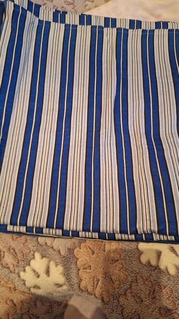 taxt uzu: 2 dənə tək döşək üzü, bir taxt döşəyi, 2 tək döşək, 4 dənə 80 faiz qaz — 1