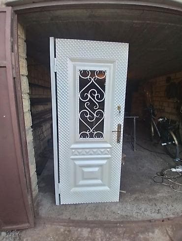 Seyf qapılar Münasib qapılar Dəmir qapı Ev qapıları Çöl qapısı