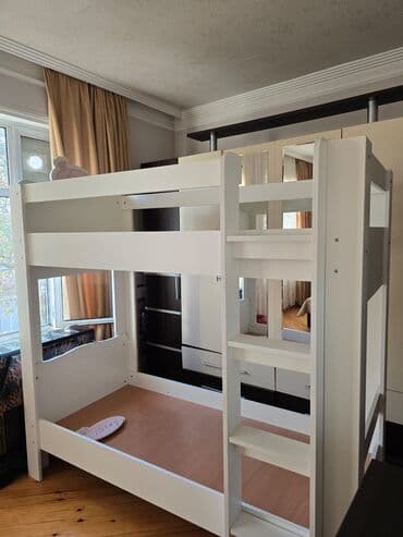 Oğlan və qız üçün, İşlənmiş, Çarpayı, Matrassız, Siyirməli, Taxta