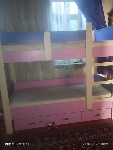 Ev və bağ: Oğlan və qız üçün, İşlənmiş, Çarpayı, Matras ilə, Siyirməli, Taxta — 1