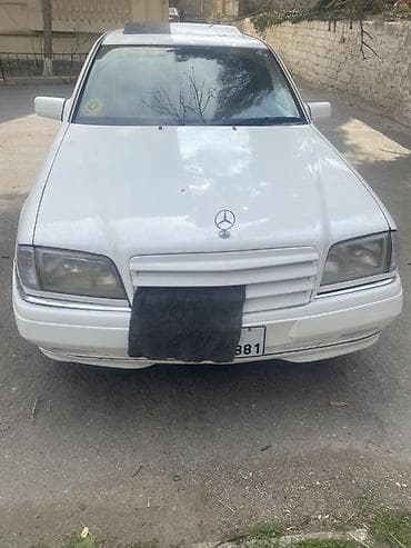 teker 14: Mercedes-Benz 220: 2.2 l | 1994 il — 3