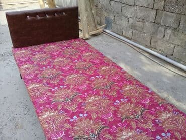 carpayi 2 neferlik: Krovat
Hazirlari var 2 neferlik taxt 100m
Catdrilma var — 2