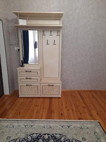 Dəhliz üçün funksional asılqan-dolab dəsti - Rəng: krem/bej, klassik