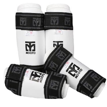 Taekvondo qol və ayaq qoruyucu "Mooto". Razmerləri var. Metrolara və