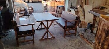 metbex masa ve oturacaqlar: Rustik taxta yemək dəsti Tərkibi: - 1 ədəd düzbucaqlı masa - 2 ədəd — 2