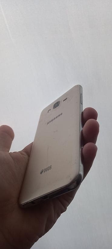samsung ultra 22: Samsung Galaxy J7 2018, rəng - Qızılı, İki sim kartlı — 2