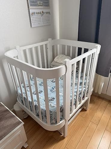 Oğlan və qız üçün, Yeni, Yumru, Beşik, Matras ilə, Yellənmə mexanizm ilə