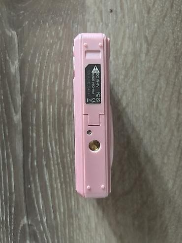 mini led: Rəng: açıq çəhrayı Tip: rəqəmsal foto/video kamera Xüsusiyyətlər: - — 3