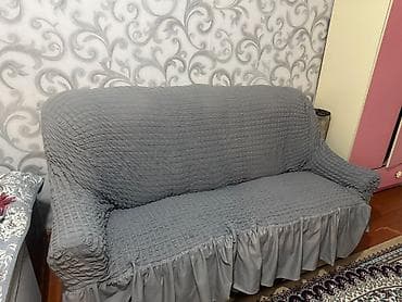 Divan 25 azn 
Yaxşı vəziyyətdədir. Ünvan Əcəmi (2424) — 1