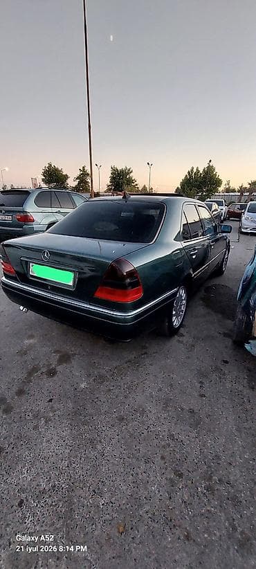 ravon 2: Mercedes-Benz C-Class: 2.2 l | 1995 il Sedan — 2