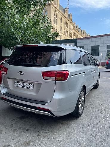 karavan satışı turbo az: Kia Carnival: 2.2 l | 2015 il Van/Minivan — 10