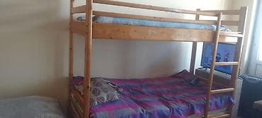 Taxta ikimərtəbəli çarpayı - Material: möhkəm təbii ağac karkas -