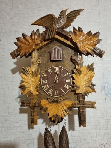 hamilton saat: Divar saatları, Mexaniki — 2