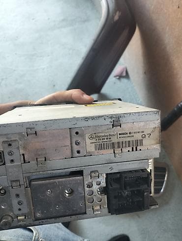 panel cit: Mercedes-Benz COMAND 2.0 E head unit - Orijinal Mercedes-Benz — 2