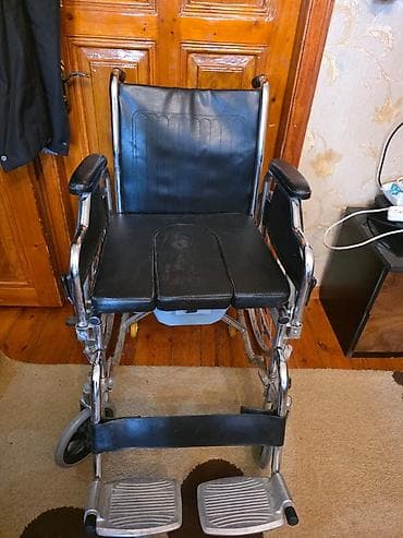 Xəstələr üçün unitazlar: Tualetli əlil arabası – manual, universal model - Çıxarıla bilən — 1