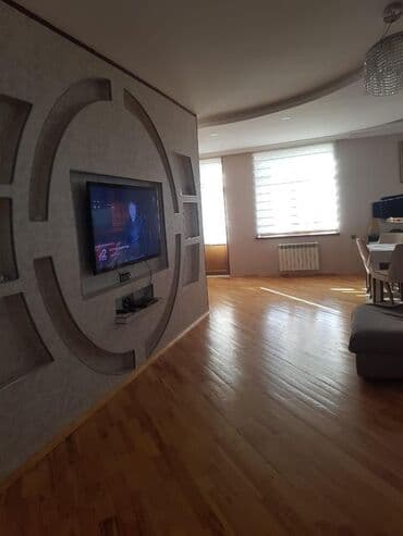 7 ve 8 mkr satilan evler: Bakı, Görədil, 500 kv. m, 6 otaqlı, Hovuzlu, Kombi, Qaz, İşıq — 4