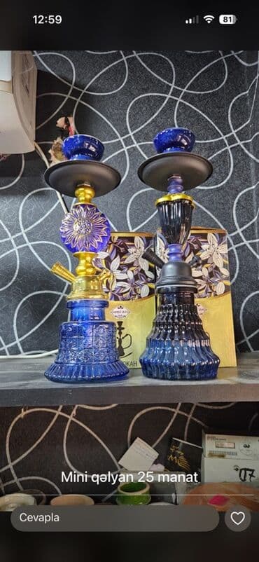 Mini qəlyan - Rəng: Kobalt mavi şüşə gövdə, qızılı və qara detallarla