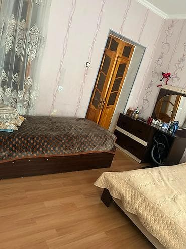 zabrat ev: 2 otaqli temir evdir. Isiq su qaz daimidir. Istilik kombidir. Ev 3 — 3