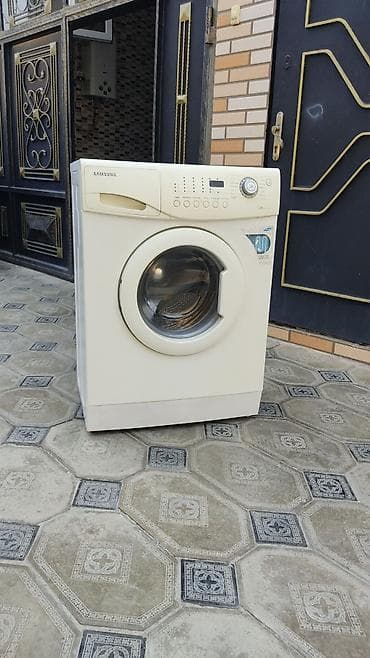 del: Samsung markalı ön yükləməli paltaryuyan maşın. Əsas xüsusiyyətlər: - — 1