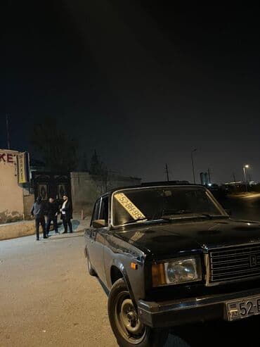 guzgu satışı: Model: Lada vaz/2107 sedan reng:qara maşin tecili elim yandida satlir — 1