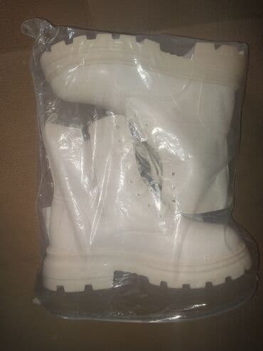 cins pencekler: Geyinilməyib! 40 razmer yazılıb amma 38 ə uyğun gəlir. qəlibi — 2