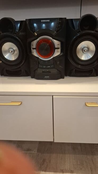 İşlənmiş Disk Maqnitofon Ünvandan götürmə lalafo.az -da İşlənmiş Disk Maqnitofon Ünvandan götürmə